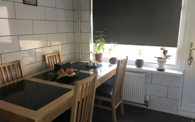 Stunning 3-bed House in Cardiff