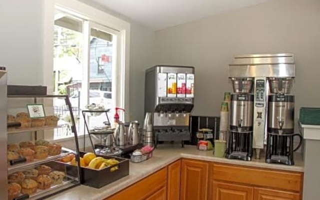 Bar Harbor Villager Motel - Downtown