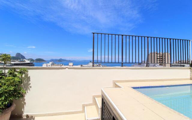 Pineapples F1106 Copacabana Penthouse and Pool