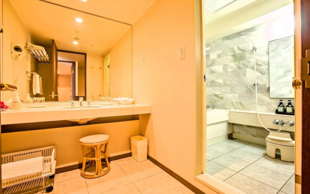 Karuizawa Club Hotel Karuizawa 1130 / Hewitt Resort