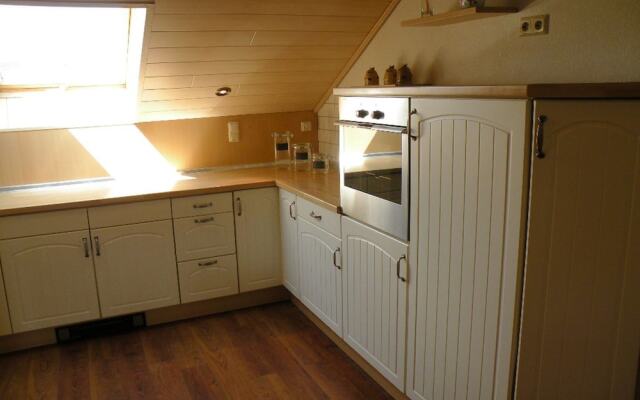 Large Apartment with Private Terrace near Kleve & Goch