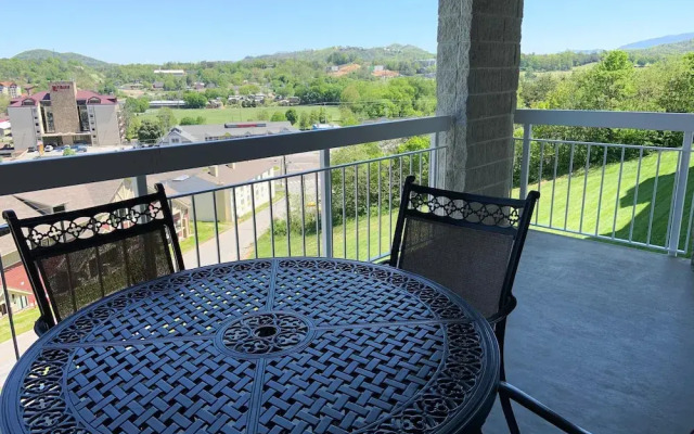 Whispering Pines 114