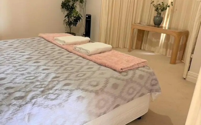 Brice Hill Country Lodge – Guest Rooms – Clare