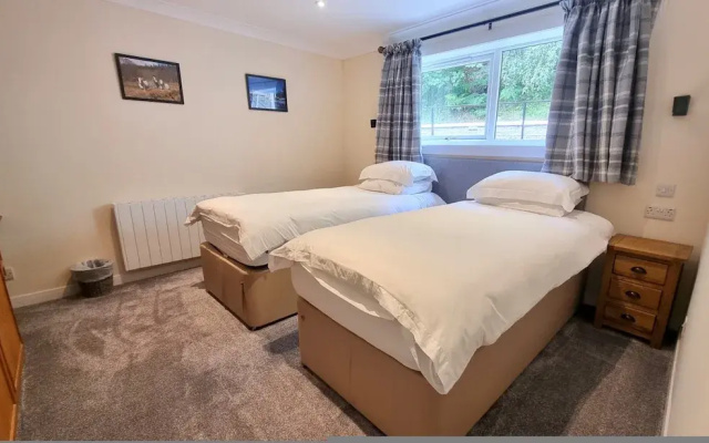 Loch Rannoch Highland Club Red Deer Lodge 06