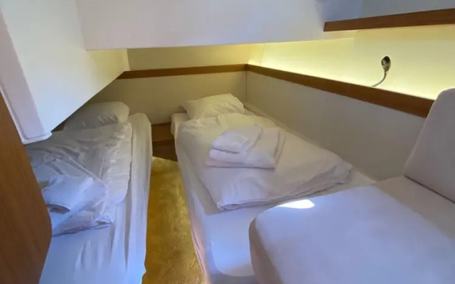 Porsgrunn Centrum Boat Hotel