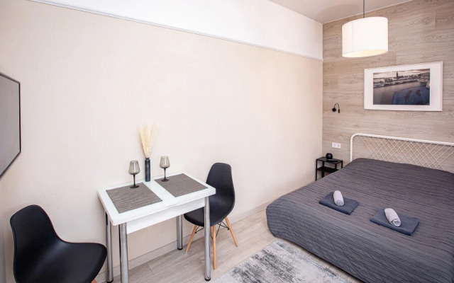 Floris на Коломенской 7