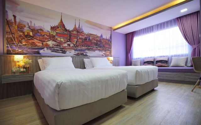 The Qube Fifty Hotel
