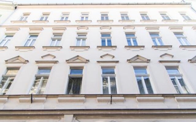 Real Apartments Magyar