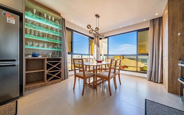 200 - Apartamento 3 dormitórios na Praia de Mariscal