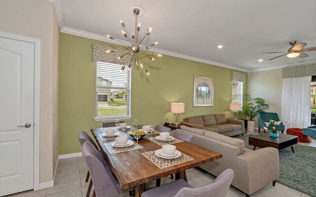 Villa! Private Pool & Game Room! Near Disney