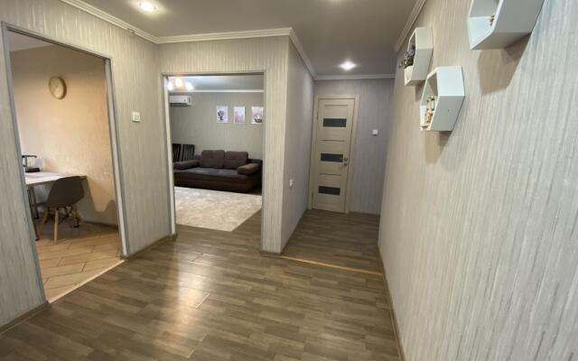 Апартаменты на в 1-й микрорайоне 5