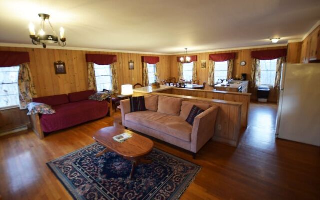 Graves Mountain Farm & Lodges