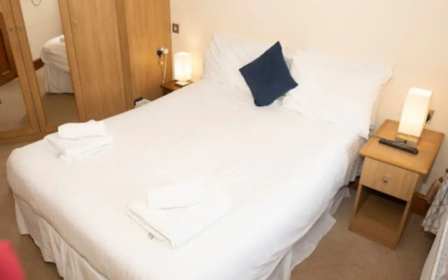 The George Hotel
