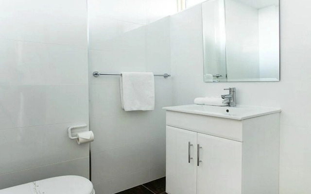 Lake Jindabyne Hotel