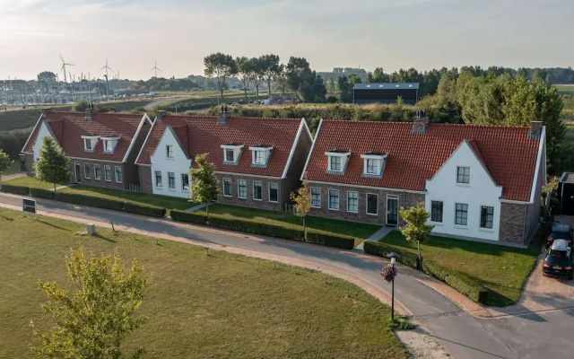 Holiday Home in Colijnsplaat With Sauna