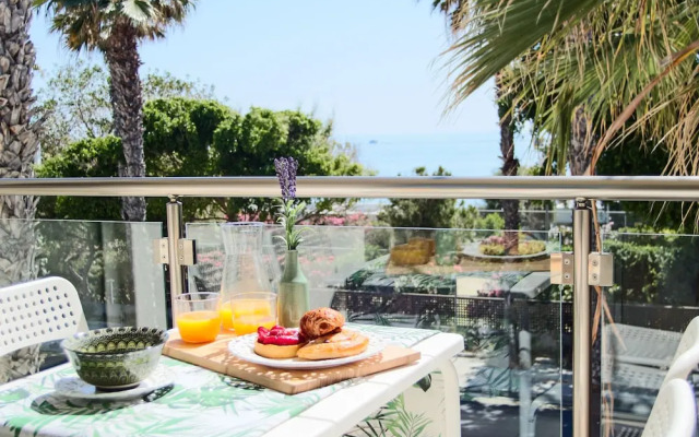 Constantinos Seaview Residence