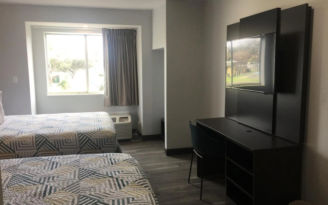 Motel 6 McAllen, TX - East