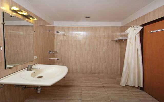 OYO 5915 Hotel Swagath