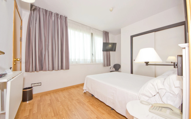 Aparthotel Atenea Valles