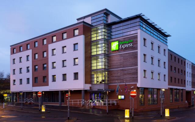 Holiday Inn Express Harlow, an IHG Hotel