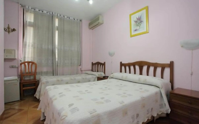 Hostal Fuentesol