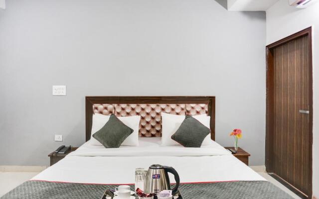 Townhouse 1077 Hotel Noida Galaxy