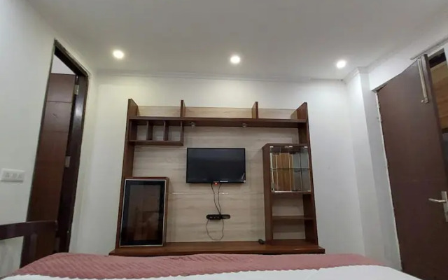 Vinayak Stay Sector 43