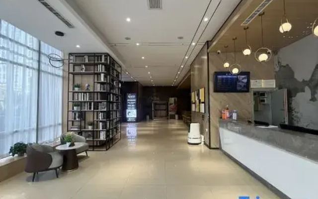 Yuehu Hotel (Taiyuan Red Lantern Stadium Branch)