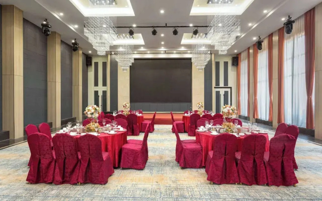 La Quinta By Wyndham Qionghai Yinhai