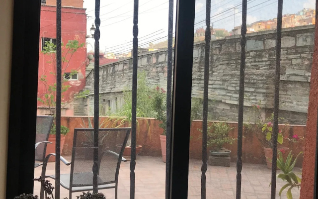 Las Cuatro Puertas