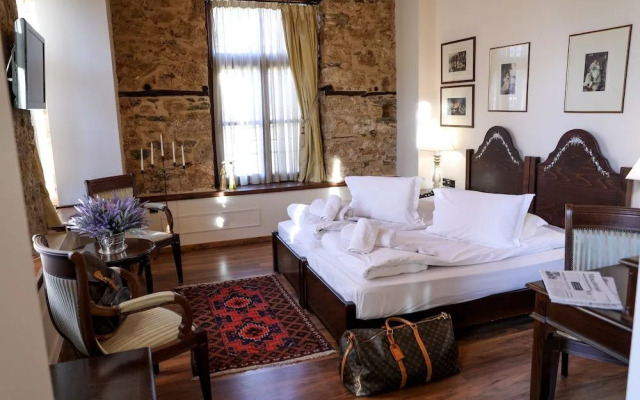 Deluxe Boutique Hotel Palea Poli