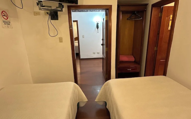 Hotel & Suites El Quijote