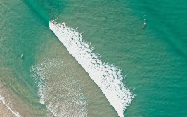 The Family Entertainer - with sweeping water views