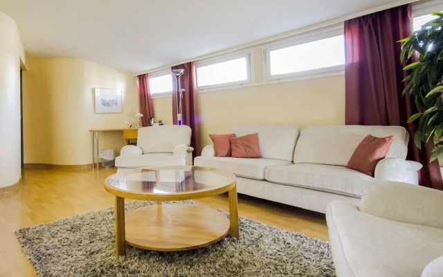 Hiisi Hotel Turku Seaport