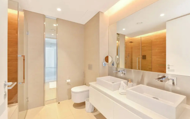 Stylish 2BR on Bluewaters Island