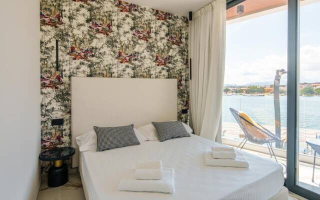 Welcomely - Superior Room - Dith Piaf