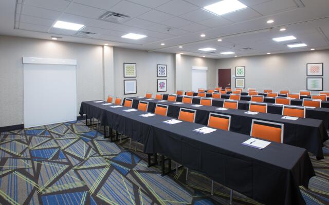 Holiday Inn Express Hotel & Suites Tupelo by IHG