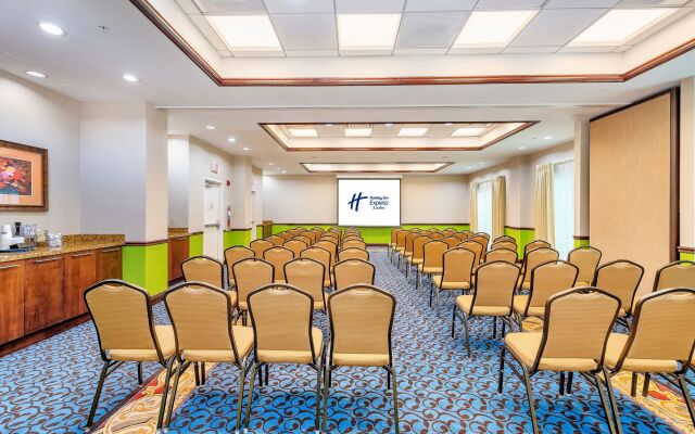 Holiday Inn Express & Suites Kendall by IHG