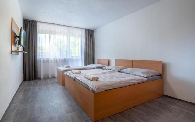 Apartmany a Studia Zamecky park