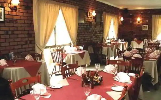 Quality Inn Overlander Homestead