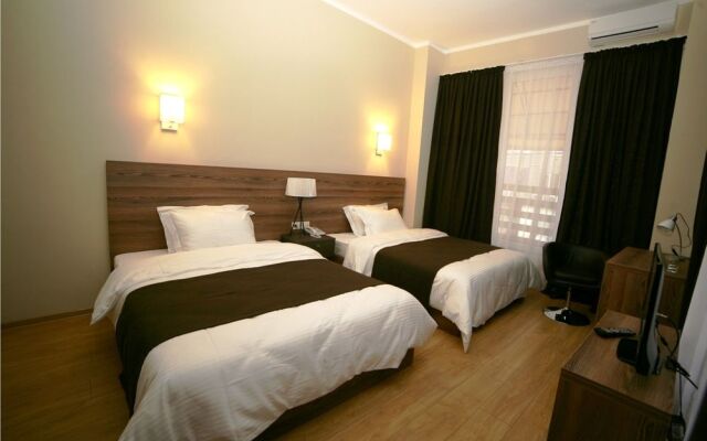Basilon Hotel
