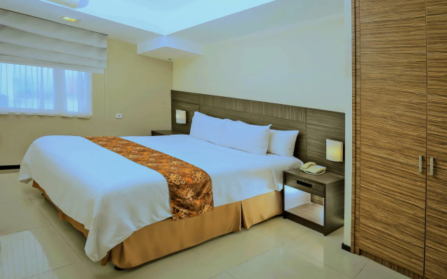 Golden Tulip Balikpapan Hotel & Suites
