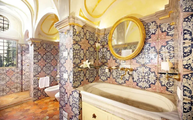 Palazzo Santa Croce in Positano