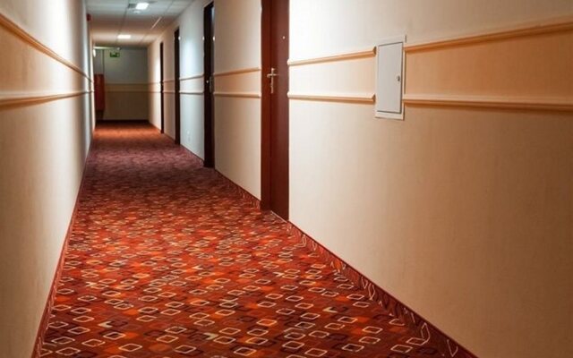 Hit Hotel
