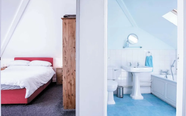 Rooftops - 1 Bedroom Apartment - Tenby