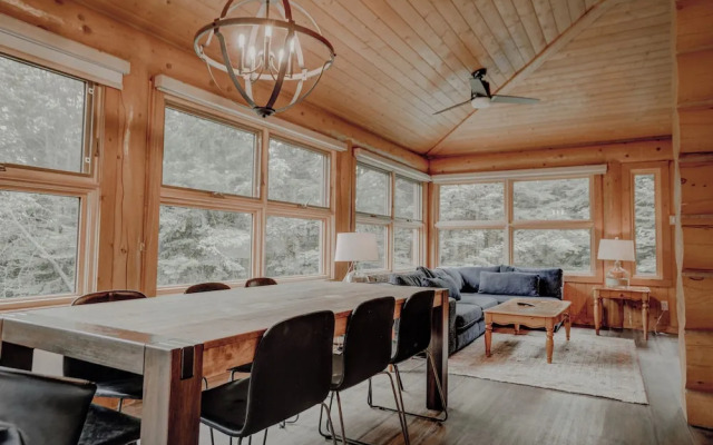 Fiddler Lake Resort