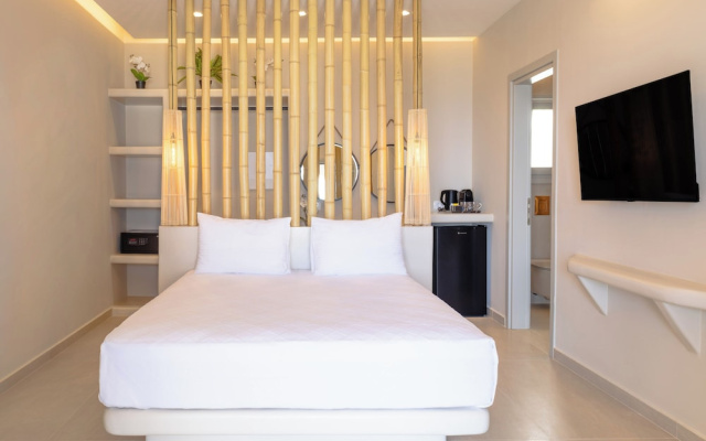 EvMaria Suites