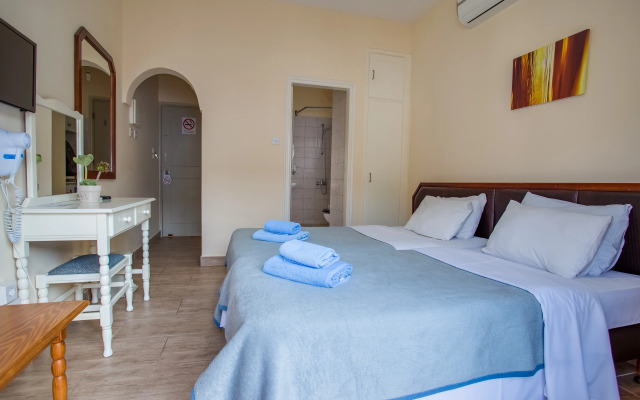Antonis G. Hotel Apartments