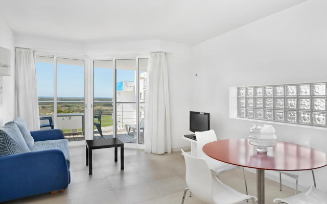 Golden Club Cabanas