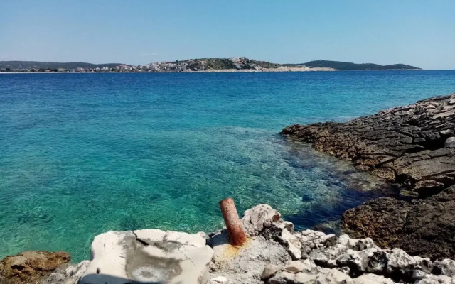 Bernard Sea View Apartments